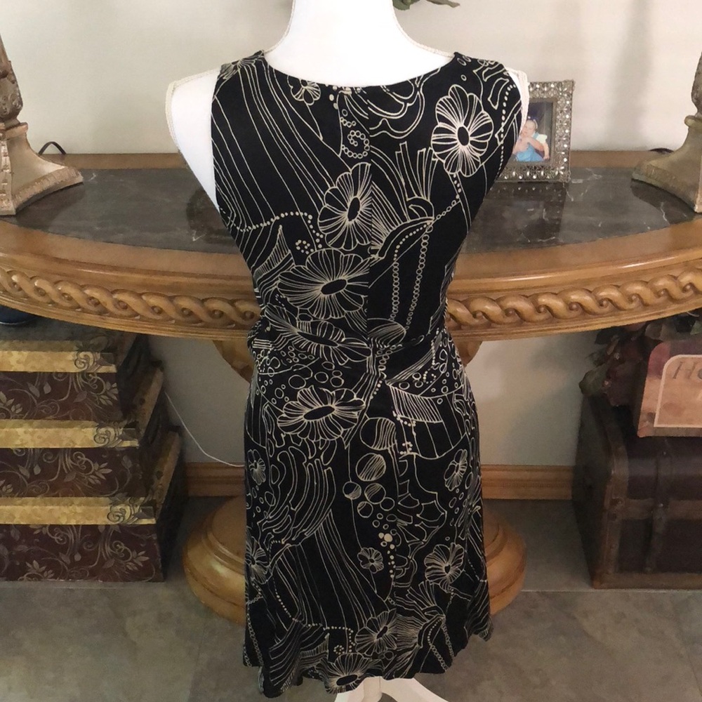 NEW BEBE DRESS - Picture 4 of 7
